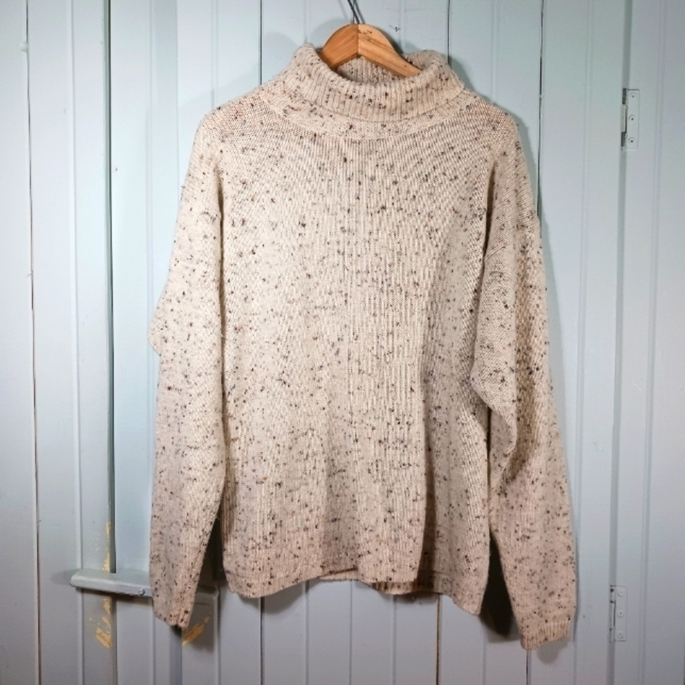 Vintage speckled turtelneck sweater